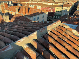 Photo n°3 de Rey Couvreur 81 , Charpentier , Façadier à Viviers-lès-Montagnes (Façadier)