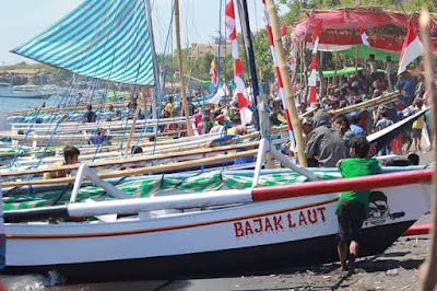 Photos of Pantai Sangiang Wera Bima NTB