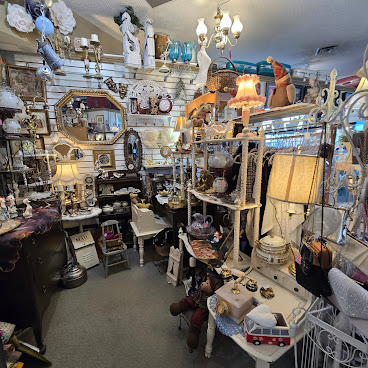 Ella Grace Marketplace by null