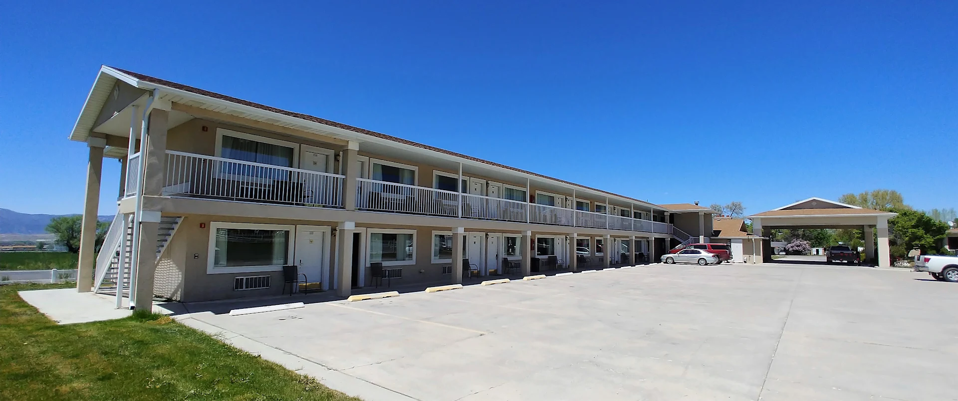 Horseshoe Mountain Lodge