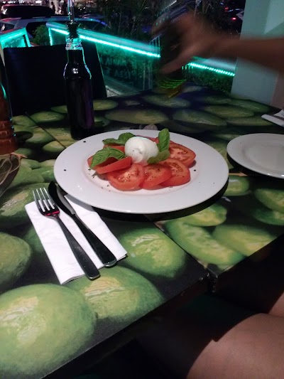 Photos of Piola