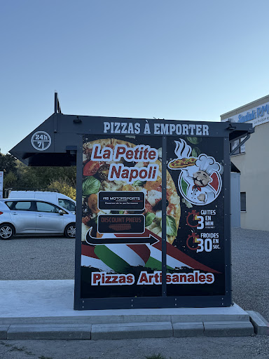 Photo 9 - pizzeria la Petite Napoli