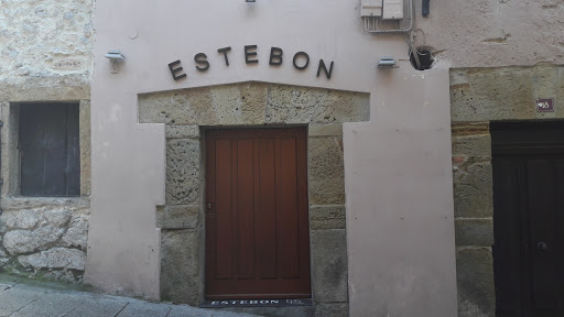 ESTEBON - Visual