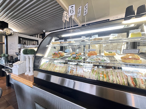 Hauraki Cafe & Takeaways
