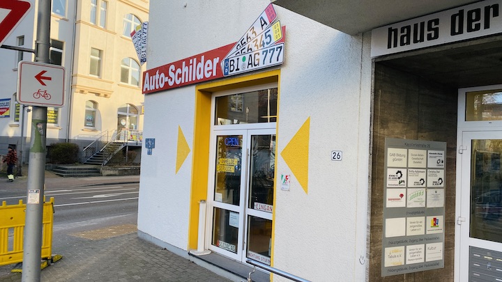 Auto-Schilder-Werkstatt