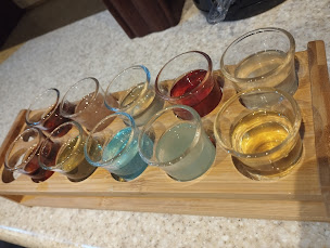 Photo n°6 de Hop hop hop- cave à bières à Figeac (Salle de billard)