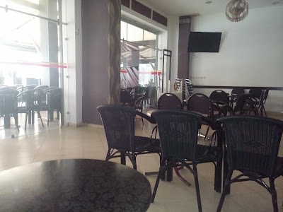 Photos of Caf&eacute; Bon