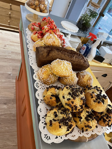 Cake and Co.