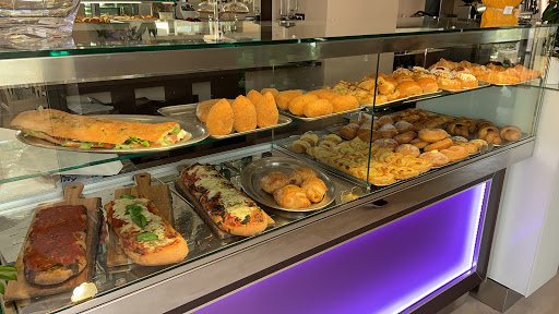 Aetneus Caffe - Visual
