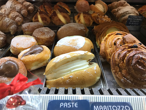 Corner Kafé - Visual