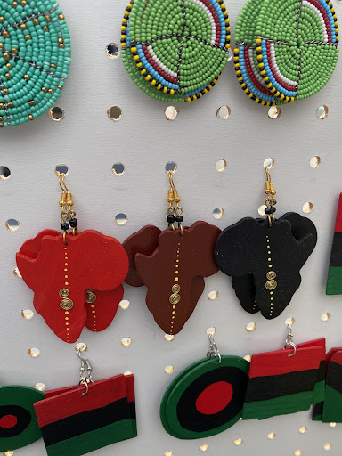 Afrikan Queens Boutique - Thumbnail
