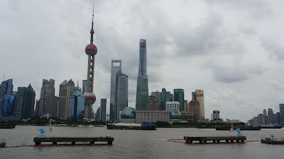 The Seagull on the Bund