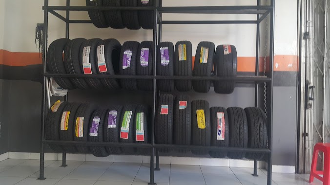 Splendid Tyre Service, Author: Emir Ahmad