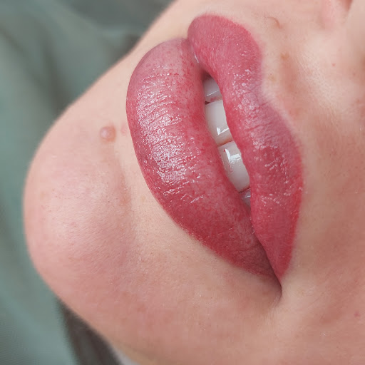 Studio Diamond Beauty