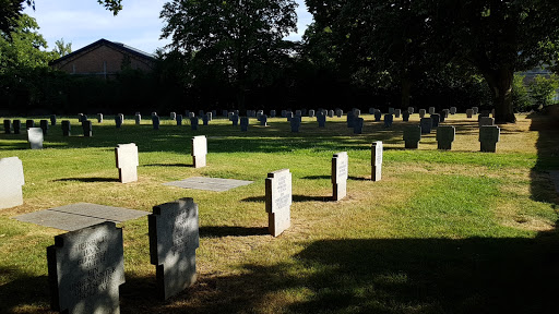 Deutscher soldatenfriedhof Fournes en Weppes - Thumbnail