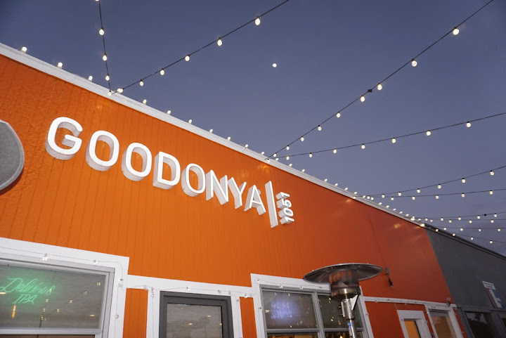 GOODONYA Organic Eatery by null
