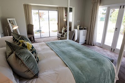 Photos of Lakeside Lodge & Spa