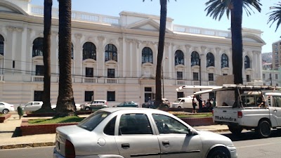 Photos of Biblioteca Publica Santiago Severin