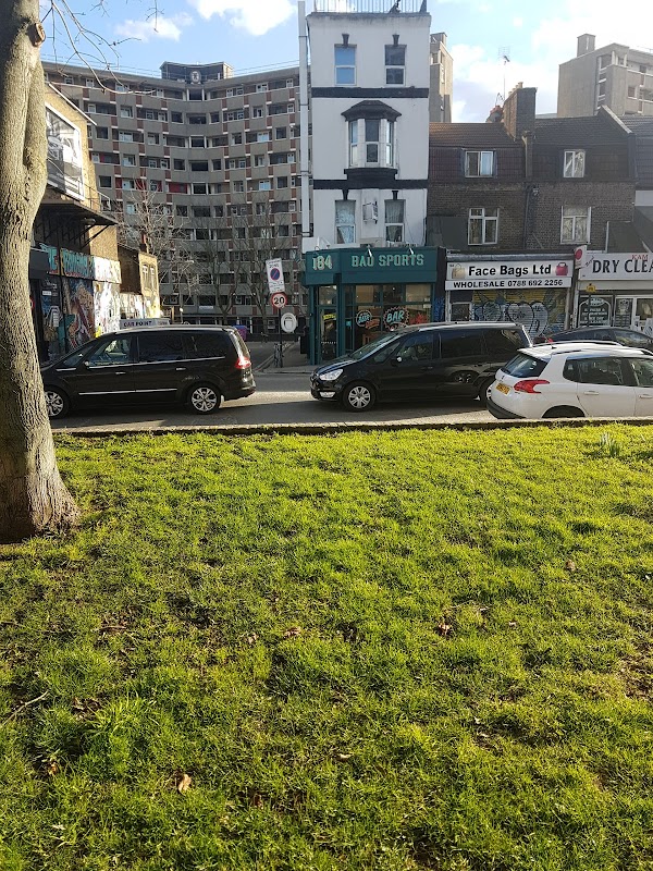 Bad sports. Воровского Сочи. Ураган в Екатеринбурге 2020. Ураган в Екатеринбурге 25 мая 2020. Сочи улицы.