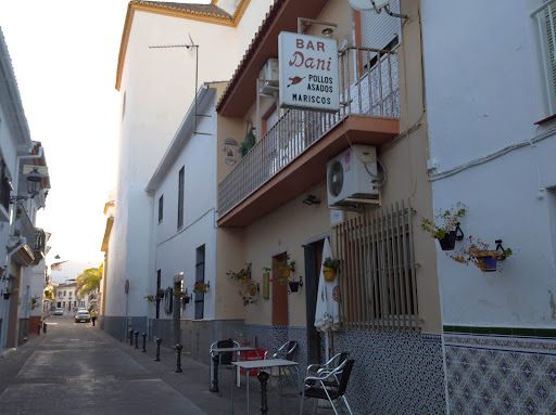 Bar Dani - Visual