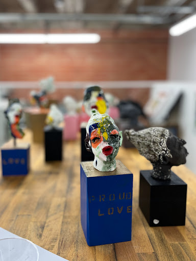 Monterroso Gallery - Visual