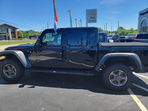 Progressive Auto Group - Visual