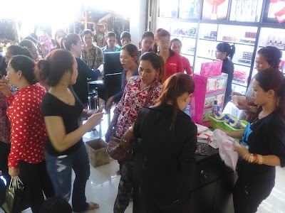 Photos of Revlon Cambodia - Kampong Thma