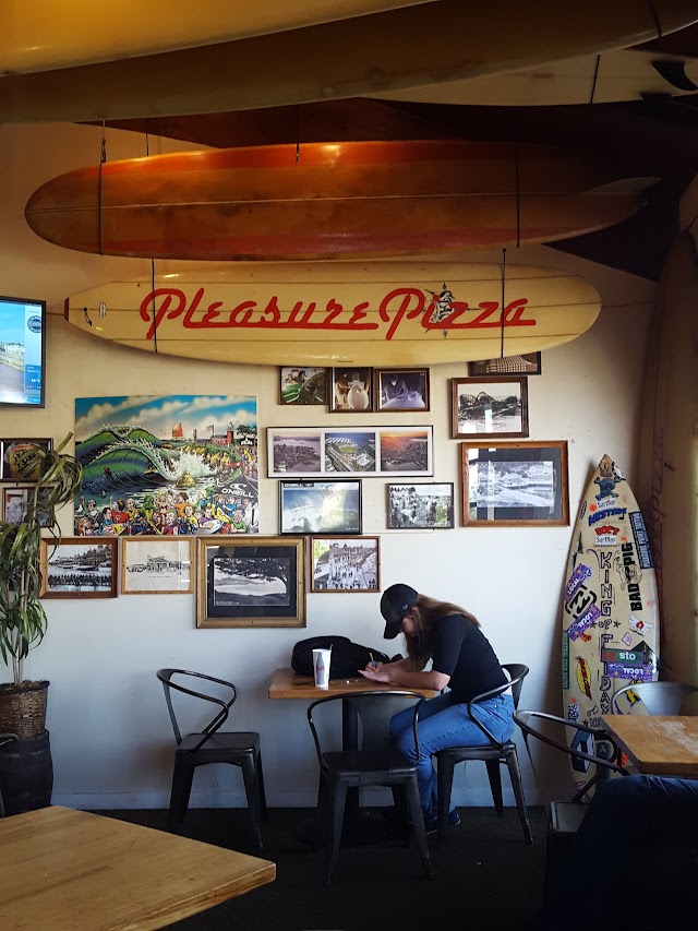 Pleasure Pizza