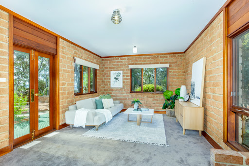 Ally Smith - Real Estate Agent - Thumbnail