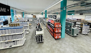 Photo n°21 de GEMO LA CIOTAT Chaussures et Vêtements à La Ciotat (Magasin de vêtements pour femmes)