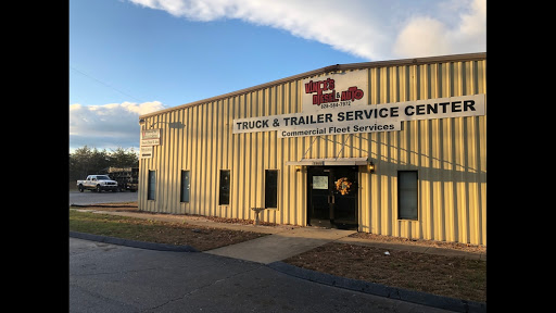 Vince's Diesel Truck Trailer Repair and Recovery Logo