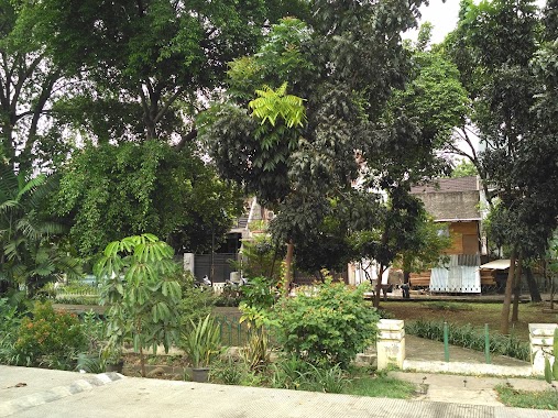 Taman Palem, Author: Novalia Tri Dara