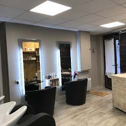 Photo n°4 de EVISA à Ver-sur-Mer (Salon de coiffure)