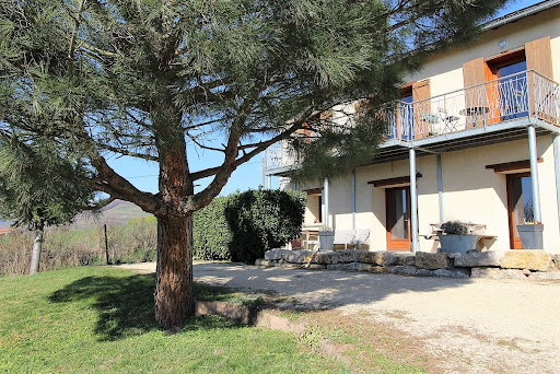 Photo de Gîte et Maison d'hôtes des 2 chênes à Bessenay (69690)