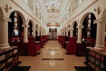 Moooon River Cafe & Books