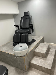 Photo n°24 de MB Coiffure vlg - Coiffure afro à Villeneuve-la-Garenne (Institut de beauté)