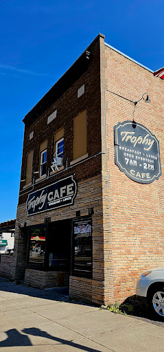 Trophy Cafe - Visual