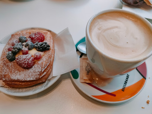Pasticceria Caffetteria La Creme Gallery - Italy
