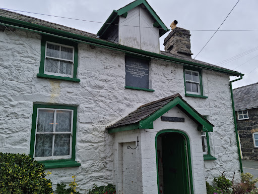 Yr Eagles Llanuwchllyn Gallery - United Kingdom