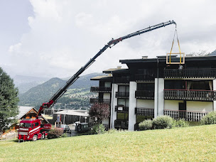 Photo n°5 de TRANSPORTS OLIVIER LEVAGE à Allinges (Société de transport routier)