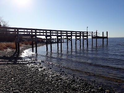 Barrington Beach Parking