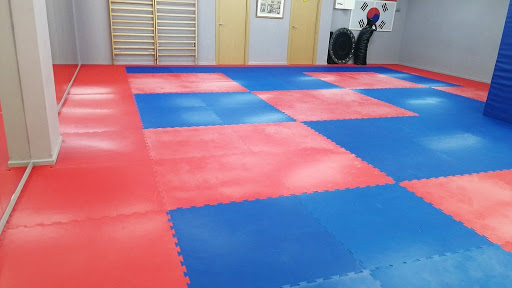 Miranda Gym Contact - Thumbnail
