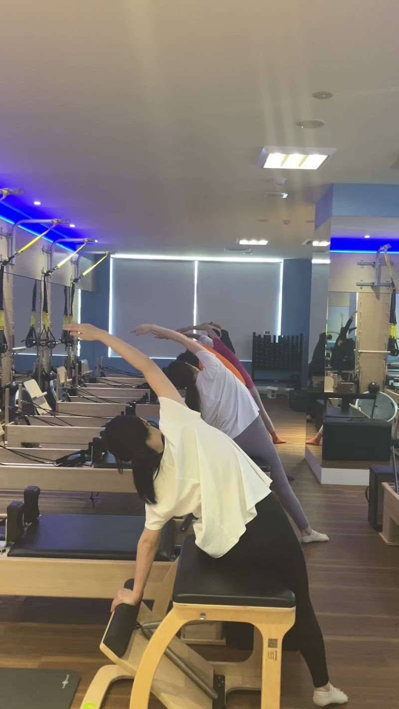 CLUB PILATES 浅草吾妻橋店 マシンピラティススタジオ