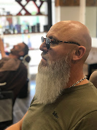 Photo n°15 de Stef & Co Martigues à Martigues (Salon de coiffure)