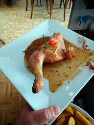 Photo n°20 de restaurant o'commerce Hotel du commerce fauville en caux à Terres-de-Caux (Hôtel)