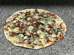 Photo n°25 de Pizz' Adour à Riscle (Pizzas à emporter)