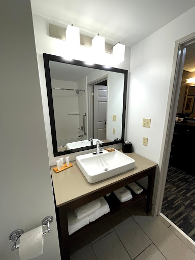 Country Inn & Suites by Radisson, Evansville, IN - Thumbnail