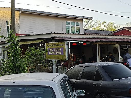 Warung Selera Kampung Nasi Kerabu Daging Bakar (Kak Zah)