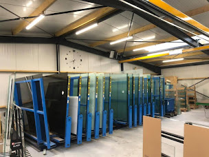 Photo n°7 de Miroiterie de la Côte d'Émeraude à Tréméreuc (Vitrerie - miroiterie)