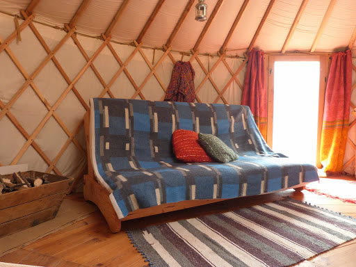 Photo de Yourte en Savoie à Saint-Julien-Mont-Denis (73870)